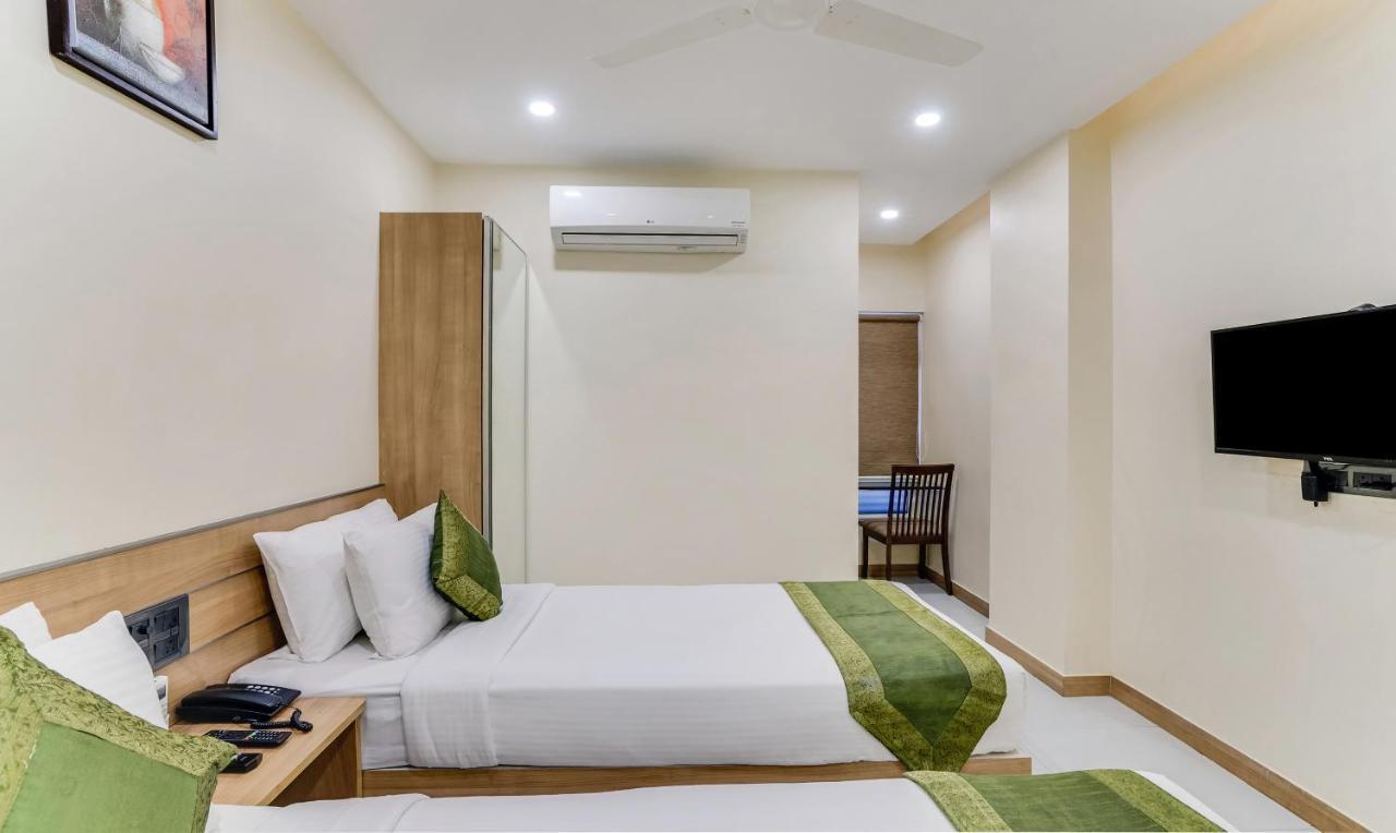 Treebo The Pearl Hotell Chennai Exteriör bild